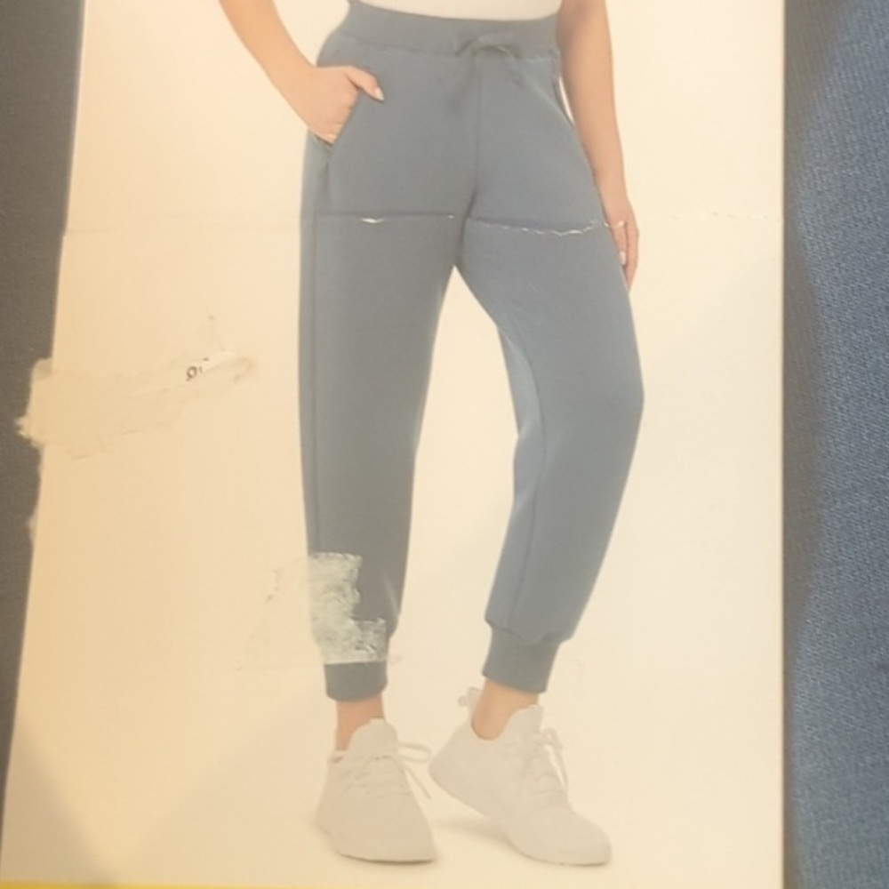 S: Kirkland Sweatpants/joggers women